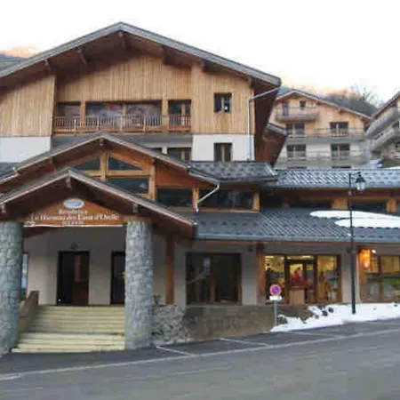 3 Vallees - & Piscine - 112 *