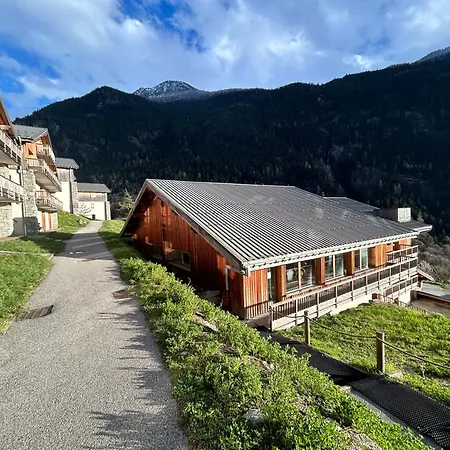 3 Vallees - & Piscine - 112 * Orelle
